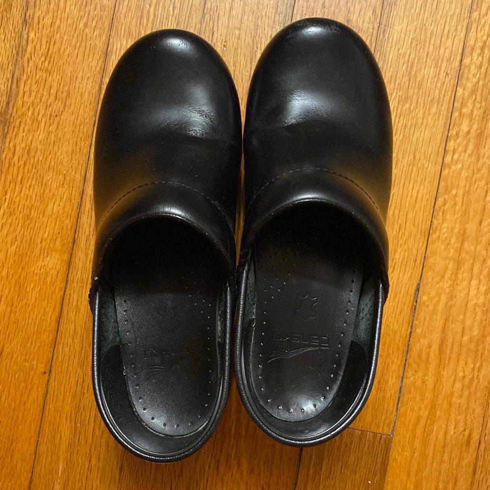 Women's Dansko.